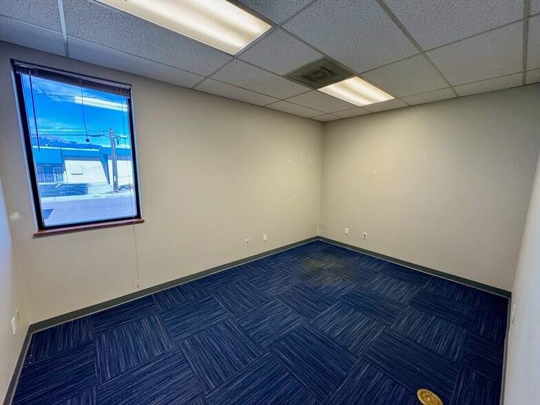 More Photos Of 610-650 E 1st St, Colorado Springs Office For Lease