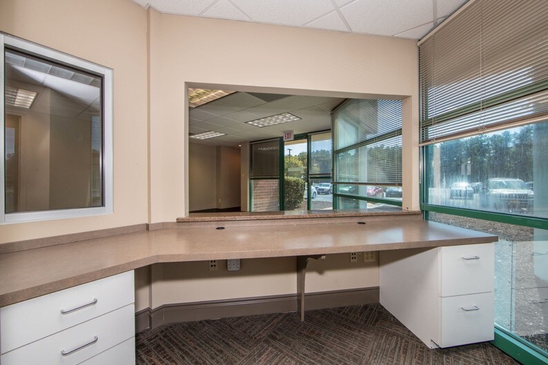 More Photos Of 1807 Huguenot Rd, Midlothian Medical For Lease