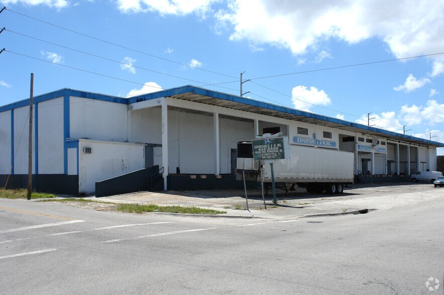 More Photos Of 1930 NW 23rd St, Miami Warehouse For Lease
