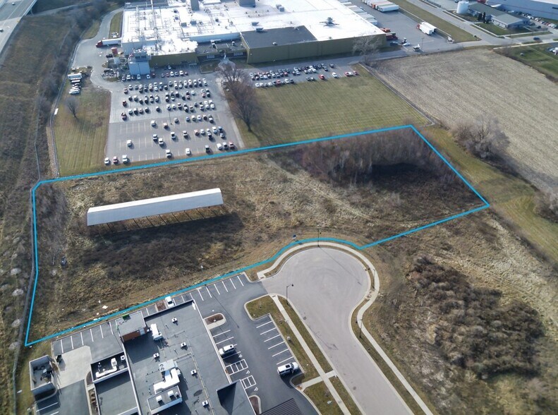 More Photos Of 3000-3010 Ford St, Beloit Land For Sale