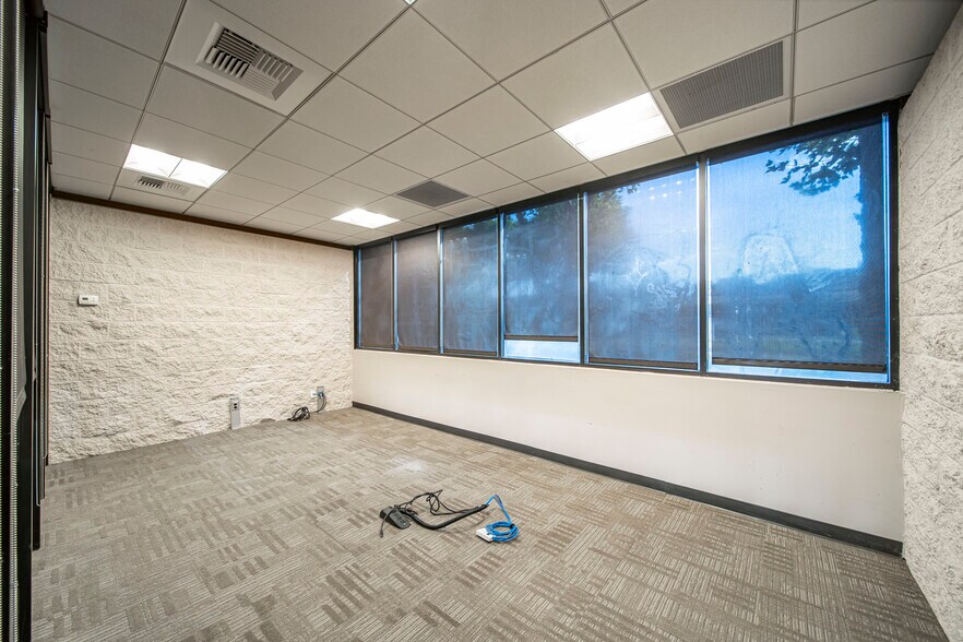 More Photos Of 17899 Colima Rd, City Of Industry Bank For Lease