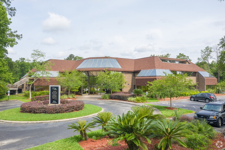 More Photos Of 9000 Cypress Green Dr, Jacksonville Office For Lease