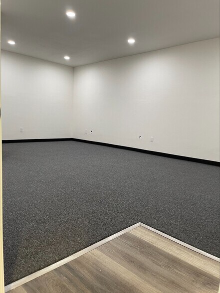 More Photos Of 611 W Fremont St, Stockton Warehouse For Lease