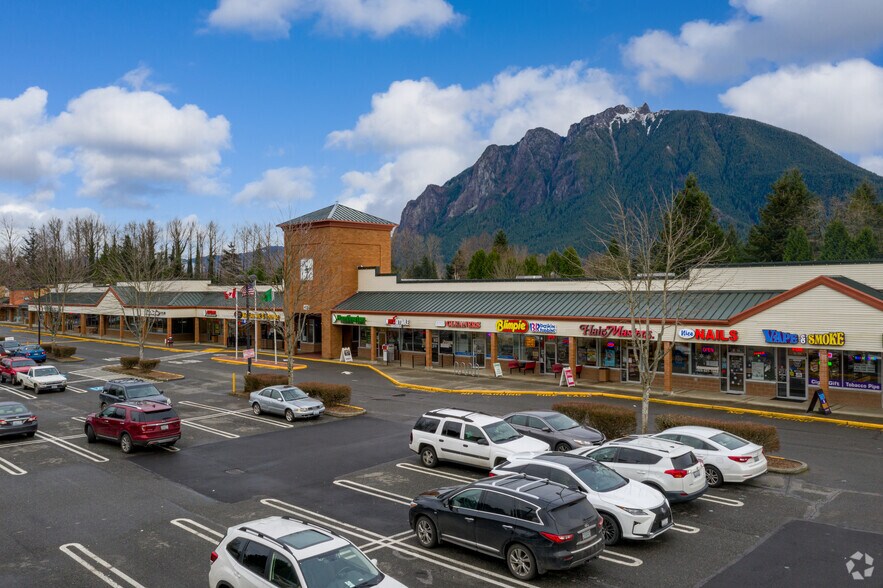 More Photos Of 426-458 SW MT Si Blvd, North Bend Storefront For Lease