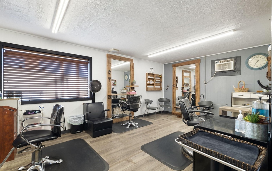 More Photos Of 100 N Winslow Ave, Winslow Freestanding For Sale