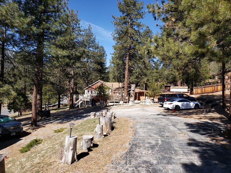 More Photos Of 1054-1098 State Highway 2, Wrightwood Hospitality For Sale
