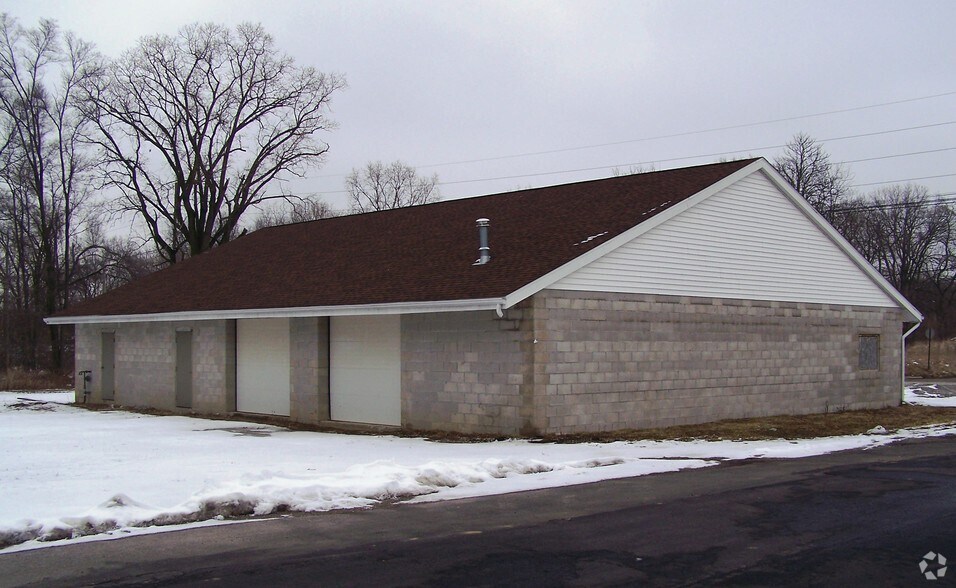 More Photos Of 2575 S High St, Columbus Auto Repair For Sale