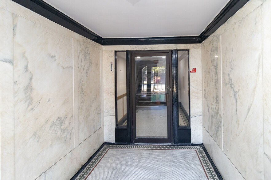 More Photos Of 7304 S Union Ave, Chicago Apartments For Sale