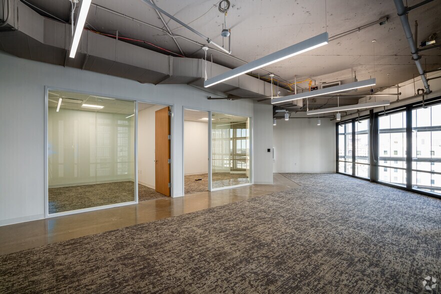 More Photos Of 701 Brazos St, Austin Office For Lease