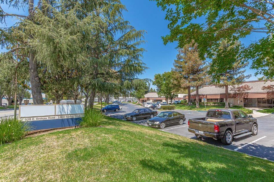 More Photos Of 1860-1884 Hartog Dr, San Jose Light Manufacturing For Lease