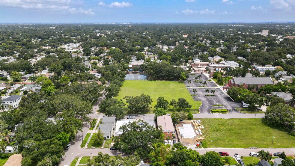 More Photos Of 1326 17th Ter N, Saint Petersburg Apartments For Sale