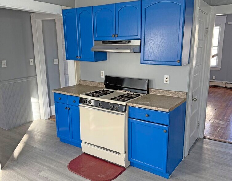 More Photos Of 151-153 Bailey St, Lawrence Apartments For Sale