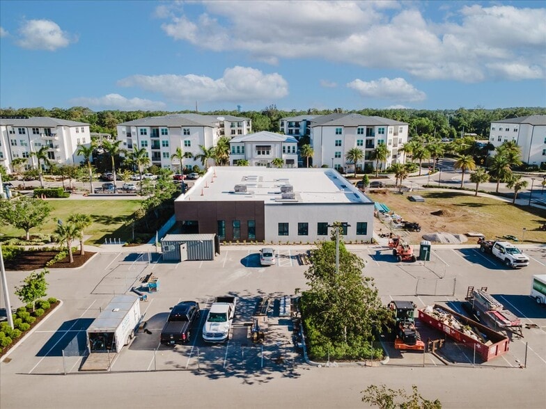 More Photos Of 6355 Initiative Blvd, Sarasota Storefront Retail Office For Lease