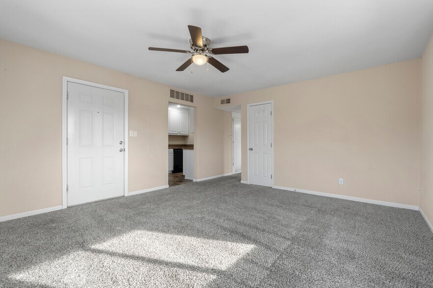 More Photos Of 4201 S Minnie St, Kansas City Apartments For Sale