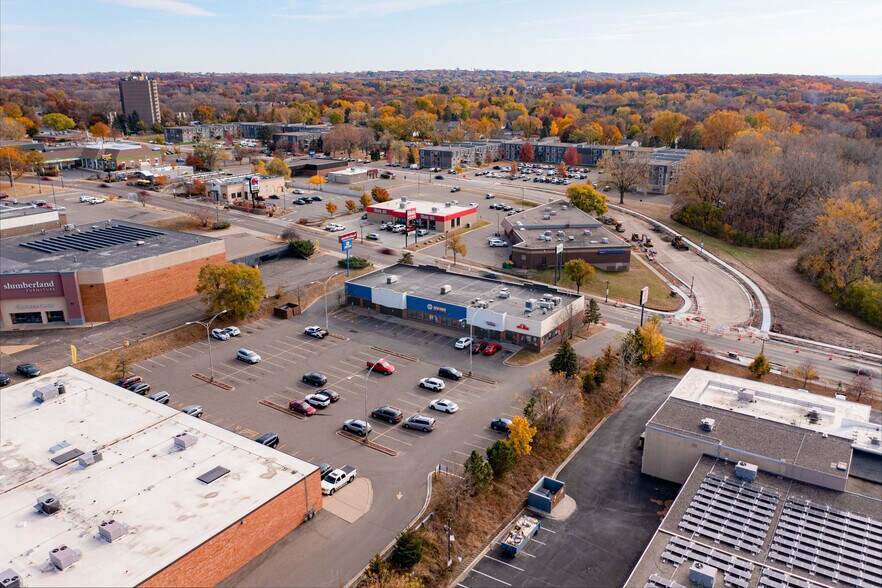 More Photos Of 1909-1915 Suburban Ave, Saint Paul Storefront For Lease
