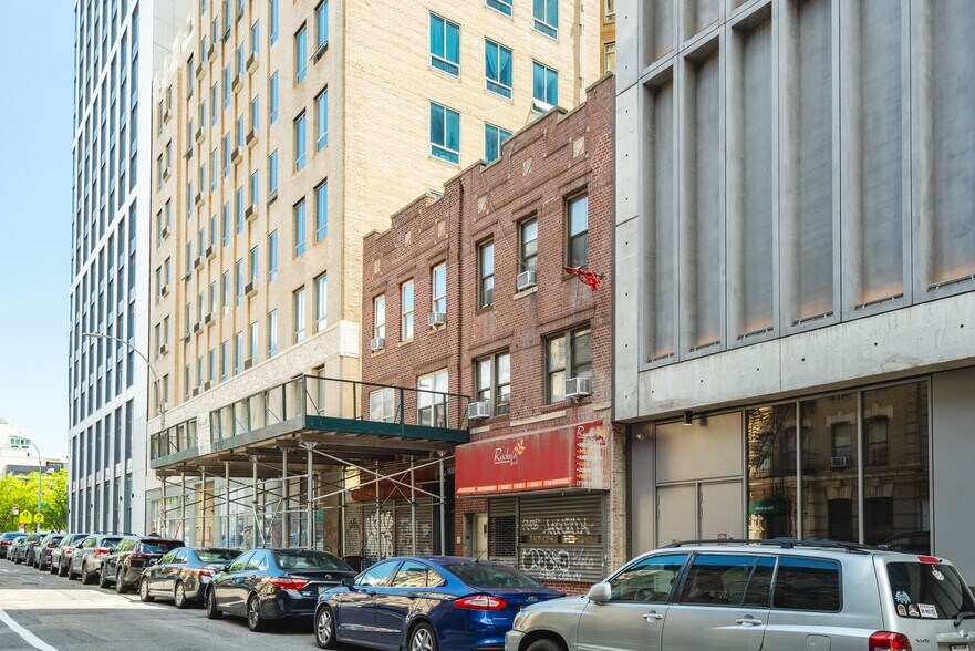 More Photos Of , Long Island City General Retail For Sale