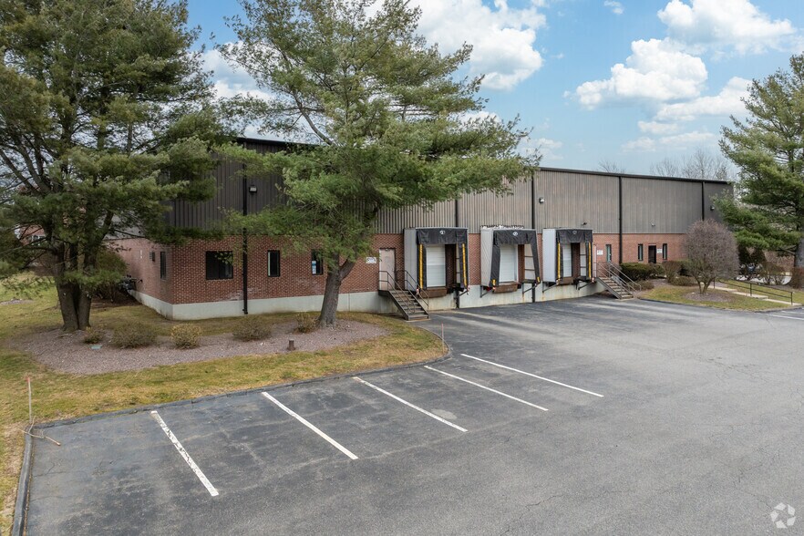 More Photos Of 378 Page St, Stoughton Light Distribution For Lease