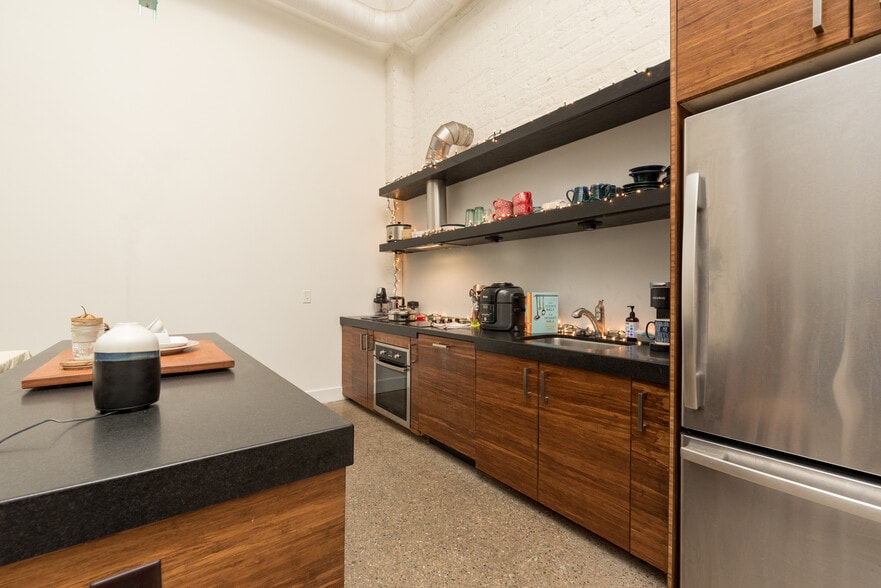 More Photos Of 412 N 3rd St, Richmond Apartments For Sale