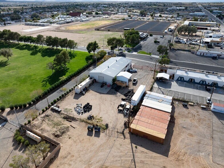 More Photos Of 120 S Warner St, Ridgecrest Auto Repair For Sale