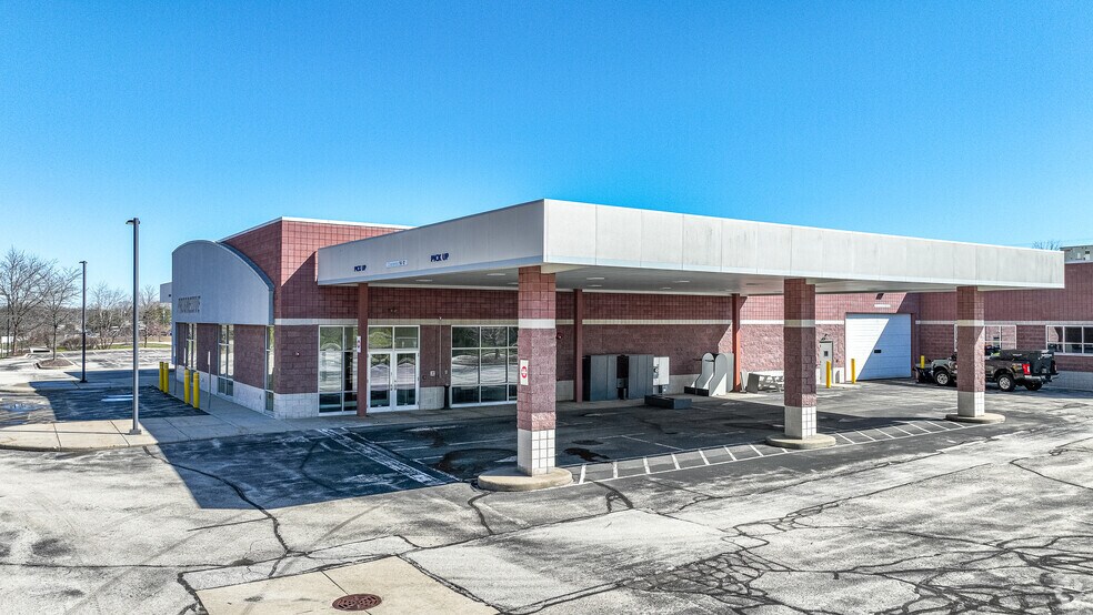 Primary Photo Of 3442 S 103rd St, Milwaukee Showroom For Sale
