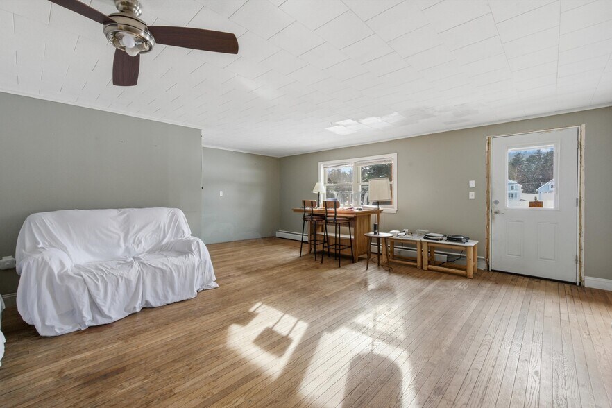 More Photos Of 2999 State Route 8, North Creek Hotel For Sale