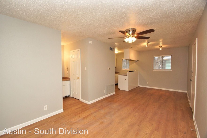 More Photos Of 2604-2606 Ektom Dr, Austin Apartments For Sale