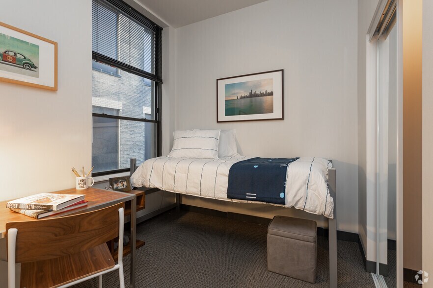 More Photos Of 28 E Jackson Blvd, Chicago Apartments For Sale