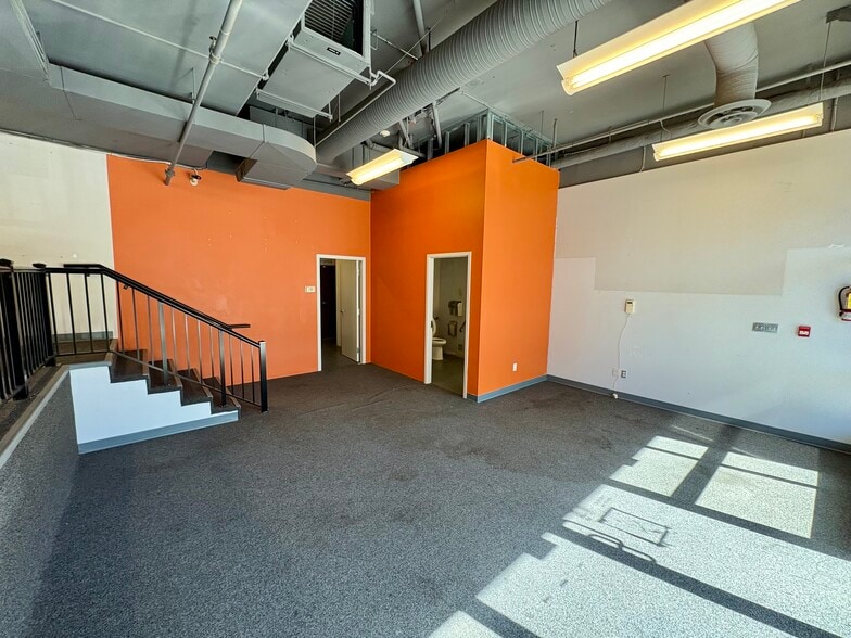 More Photos Of 601-619 Carnarvon St, New Westminster Storefront Retail Residential For Lease