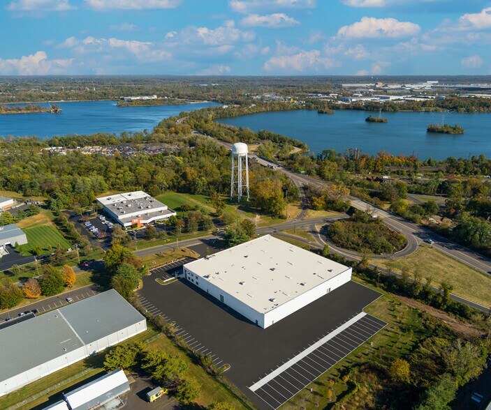 More Photos Of 1 Newbold Rd, Fairless Hills Warehouse For Lease