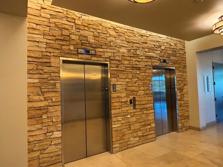 More Photos Of 2800 Shoreline Dr, Denton Medical For Sale