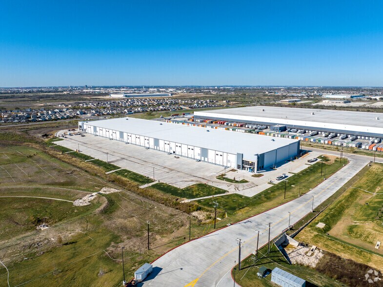 More Photos Of 6674 Cal Turner Dr, San Antonio Warehouse For Lease