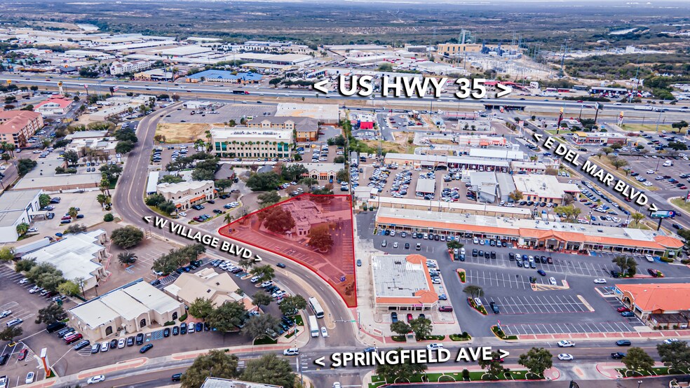 More Photos Of 102 Del Ct, Laredo Office For Lease