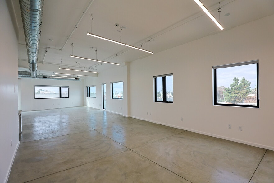 More Photos Of 9005-9009 Exposition Blvd, Los Angeles Loft Creative Space For Lease