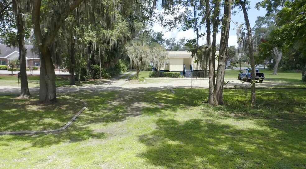 More Photos Of 440 Kingsley Ave, Orange Park Medical For Sale