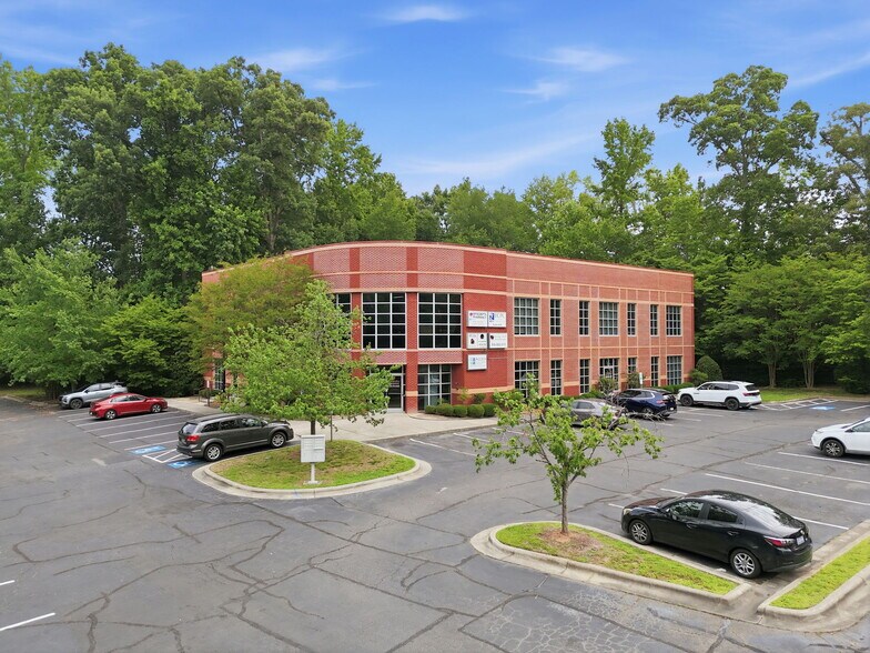 More Photos Of 502 McKnight Dr, Knightdale Medical For Sale