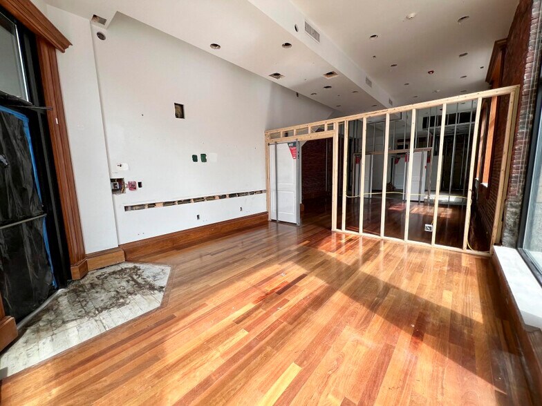 More Photos Of 366 W Broadway, Boston Storefront Retail Residential For Lease