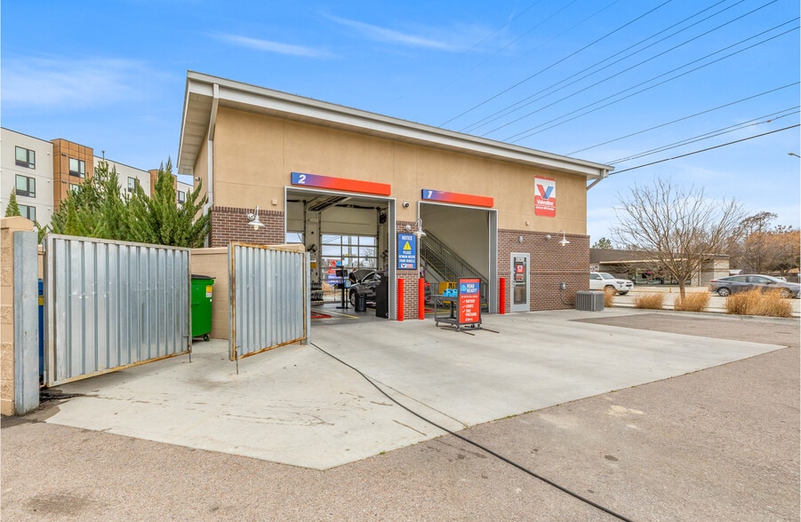 More Photos Of 3930 W State St, Boise Auto Repair For Sale