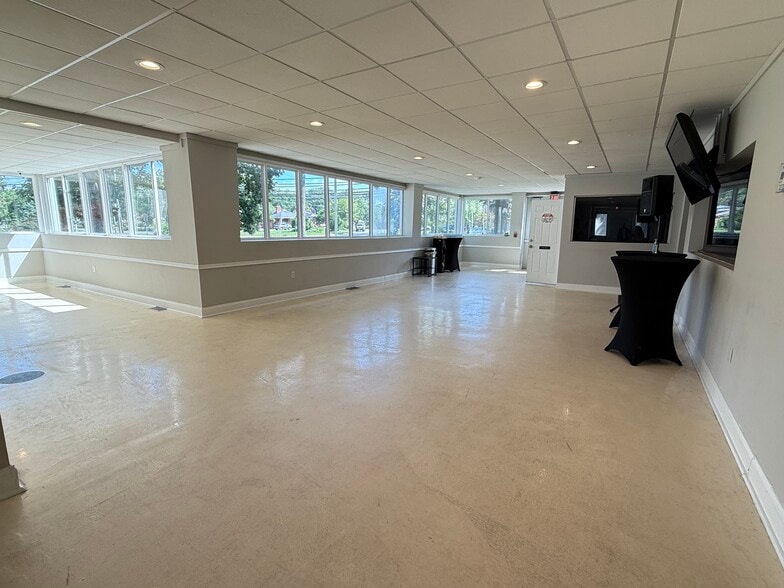 More Photos Of 11310 Montgomery Rd, Beltsville Religious Facility For Sale