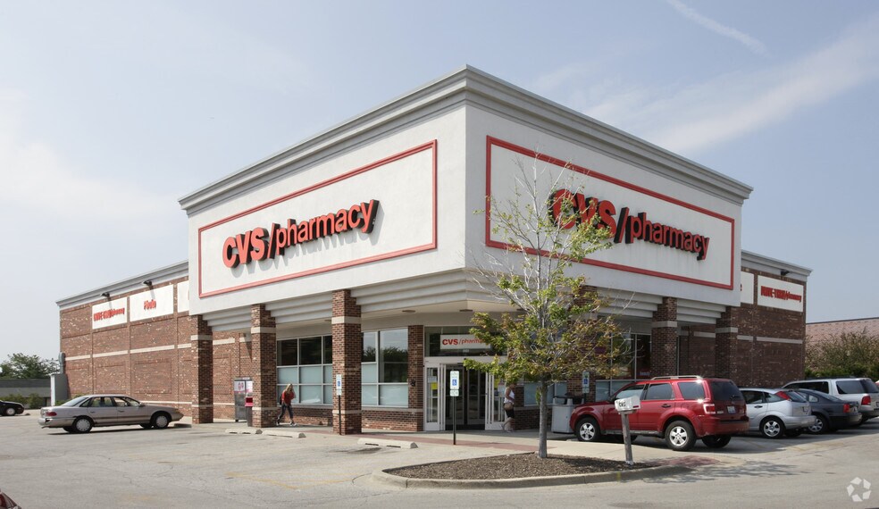 Primary Photo Of 1101 W Maple Ave, Mundelein Drugstore For Lease