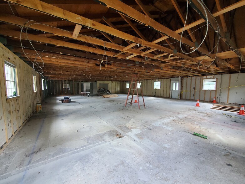 More Photos Of 715 S Shamrock Rd, Bel Air Office Residential For Sale