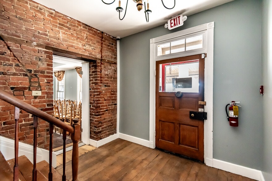 More Photos Of 121 S Main St, Waynesville Hospitality For Sale