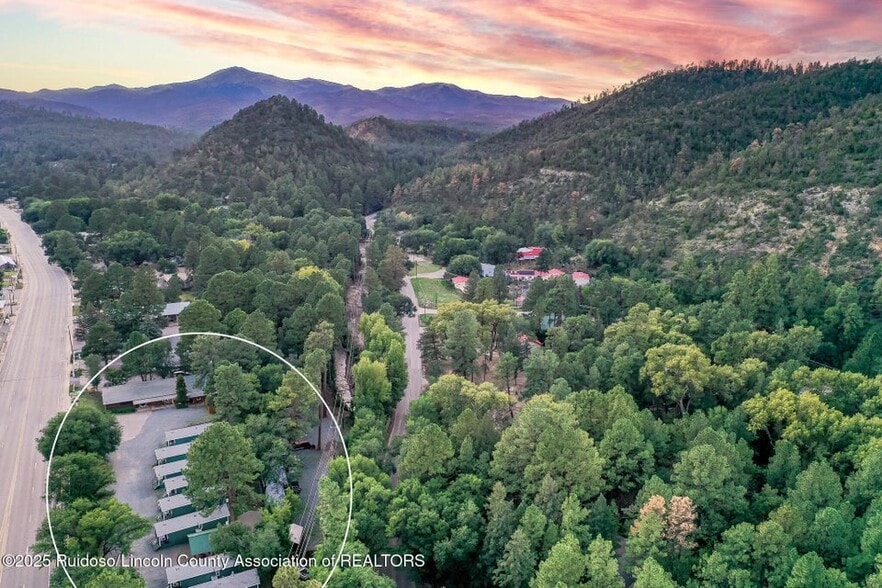 More Photos Of 616 Sudderth Dr, Ruidoso General Retail For Sale