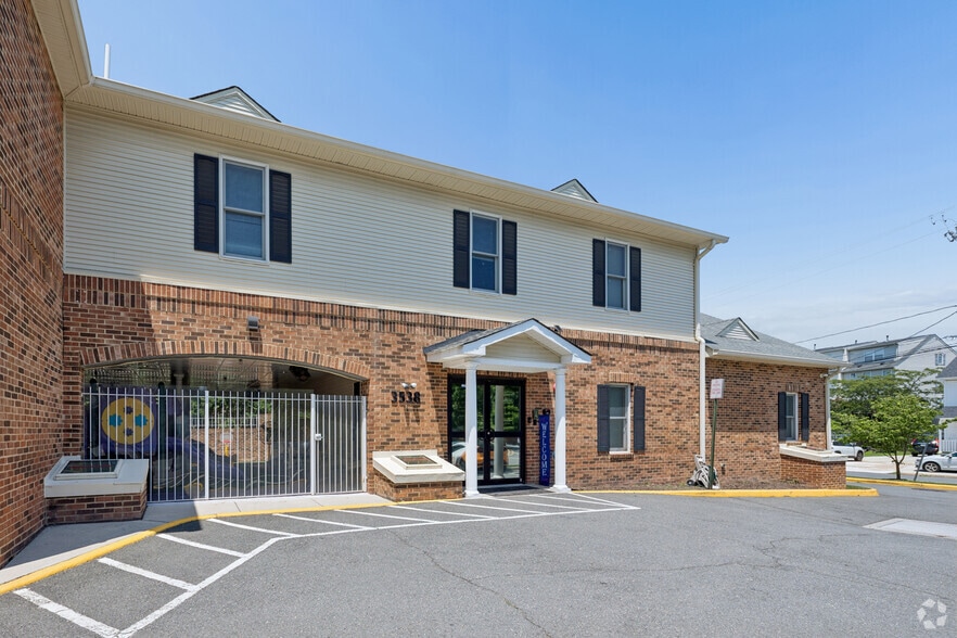 More Photos Of 3538 Moncure Ave, Falls Church Daycare Center For Sale