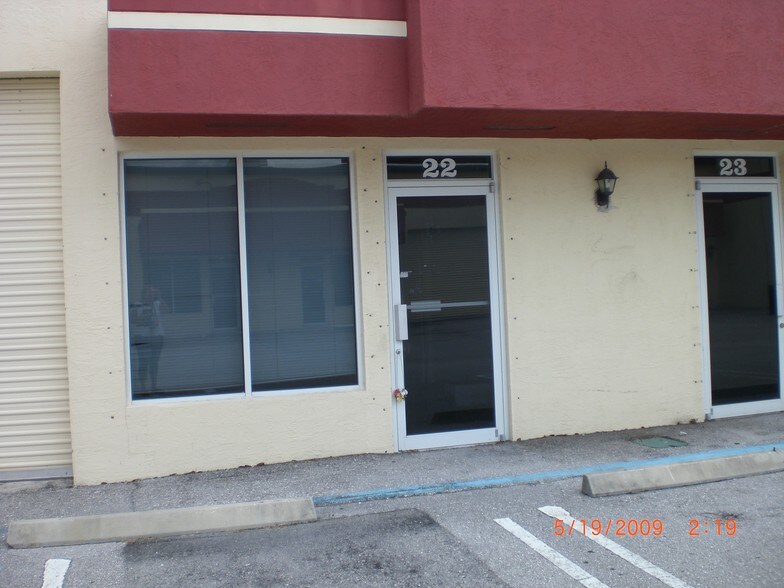 More Photos Of 3141 Fortune Way, Wellington Warehouse For Lease