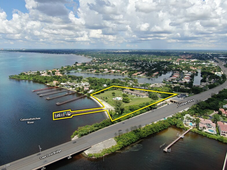 More Photos Of 12498 Riverside Dr, Fort Myers Land For Sale
