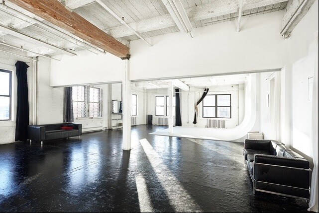 More Photos Of 21-07 Borden Ave, Long Island City Warehouse For Lease