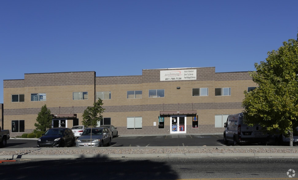 More Photos Of 3573-3595 N Main, Spanish Fork Light Manufacturing For Lease