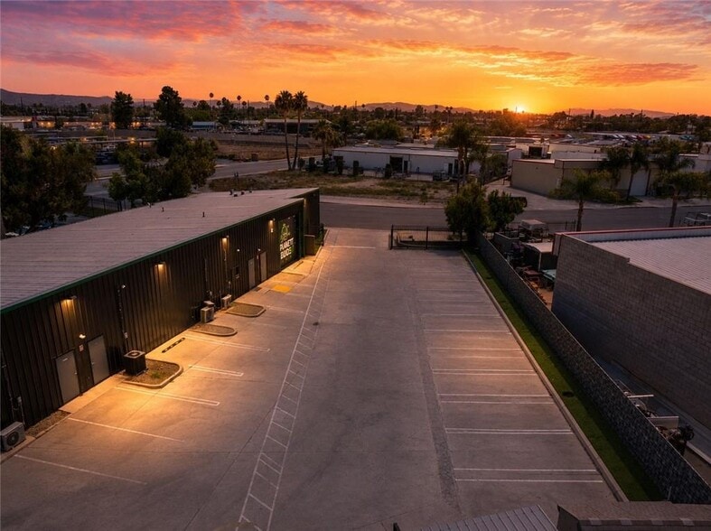More Photos Of 959 Enterprise Ave, San Jacinto Service For Sale