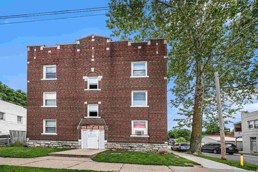 More Photos Of , Kansas City Multifamily For Sale