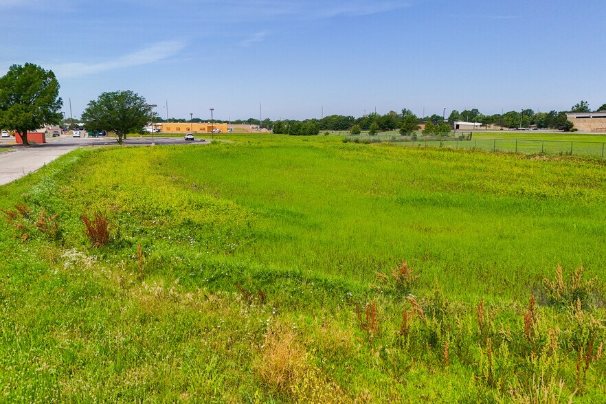 More Photos Of 2.8 +/- Acres on Central & Tyler, Wichita Land For Sale